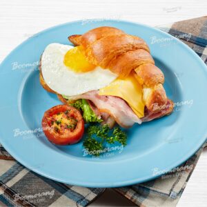 salted egg crossaint sandwich-nha-hang-tay-boomerang-tphcm